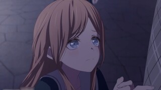 "Mười ngàn con ngựa saki-chan 🐧 di chuyển trong tâm trí cô ấy" | "Giết tên thần năm chữ đó 🐧"