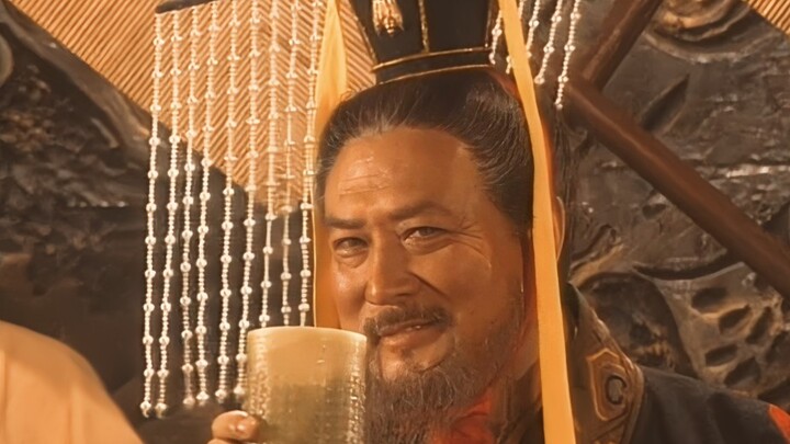 “寡人登基两年了，今天才知道做皇帝的尊贵”