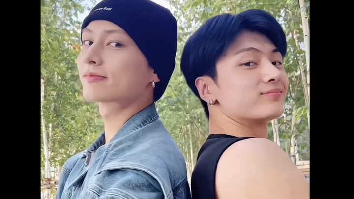 Có lẽ vẫn sẽ có người tò mò vì sao Wen Junhui thân mật gọi Park Jong-seong là “em trai của tôi”.