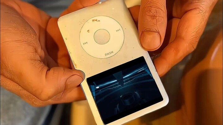 Hãy suy nghĩ thật kỹ xem vì sao bạn lại lướt đến video này