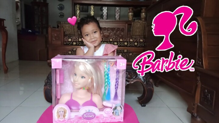 GREBEK TOKO MAINAN LAGI !!  Adiva beli mainan barbie | Dunia Adiva
