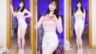 rít lên! Những cái chân trắng nõn này (⁄ ⁄ω⁄ ⁄)