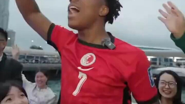 Những tiếng “Chào các đồng chí!” vang lên đầy khí thế của anh Gia Cường đã khép lại một ngày ở Hồng 