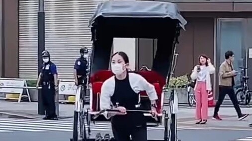 The Japanese "rickshaw" looks a bit like...