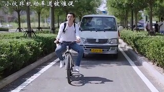 小伙见义勇为受到公司的嘉奖，居然是 …