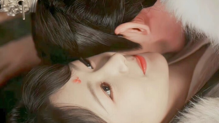 ขำตาย! มีใครบ้างเล่นฉากจูบแล้วหน้าแดงตั้งแต่กลางหน้าผากยันลำคอ? คู่นี้ธรรมชาติจนฉันนึกว่าพวกเขาคบกัน