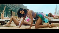 Besharam_Rang_Song___Pathaan___Shah_Rukh_Khan,_Deepika_Padukone___Vishal___Sheykhar___Shilpa,_Kumaar