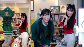 周淑怡二台玩圣诞树特效，请问这是COS扭曲树精吗