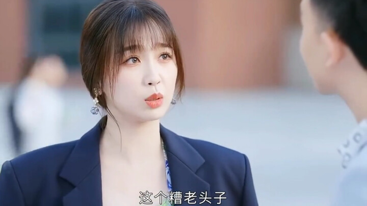 Esther Yu pretends to be the stepmom to bail out the CEO—so hilarious! #EstherYu