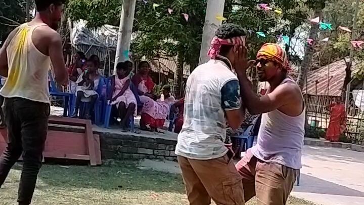 holi