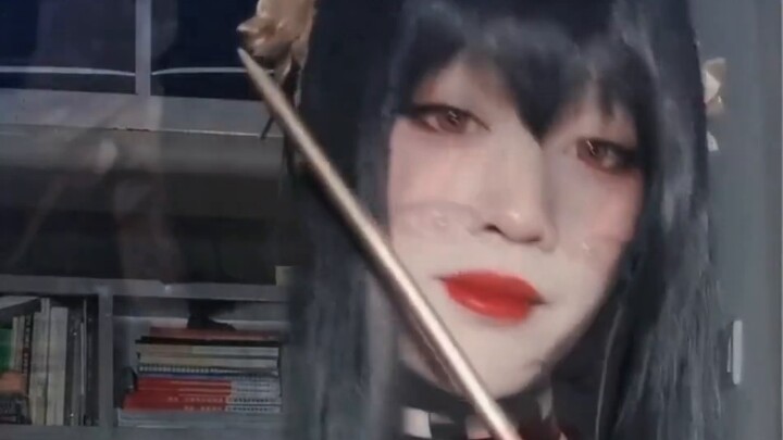 Sự nguy hiểm! Khi bạn đang cosplay ở ký túc xá nam và gặp quản lý tòa nhà đang kiểm tra ký túc xá...