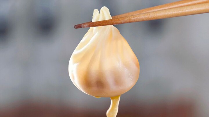 Juicy! Learn how to make soup dumplings in just three minutes. Never try again at a soup dumpling sh