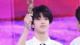 การแสดงรุ่นที่สี่ของครอบครัว TF · จางฮันรุ่ยเต้นคัฟเวอร์อีกครั้งเพลง This is Me 3.0 ความมีชีวิตชีวาท