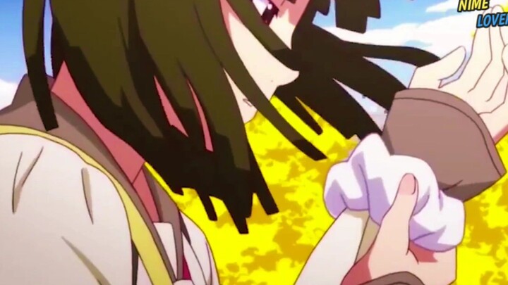 12 Heroin Yang Tergila-gila Dengan Karakter Utama di Anime