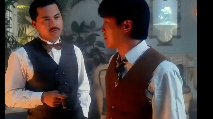 This Stephen Chow film is a true classic, the ultimate gambling master.