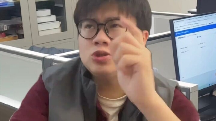 Cái này thì tôi phải quỳ xuống nhận thật.