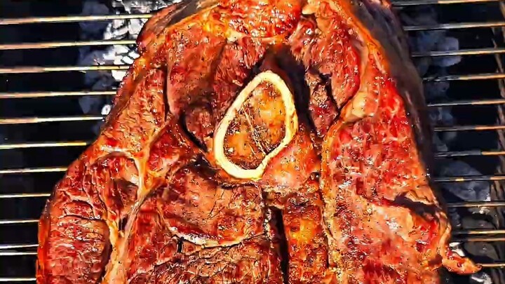 Outdoor Cooking: Tom and Jerry Steak