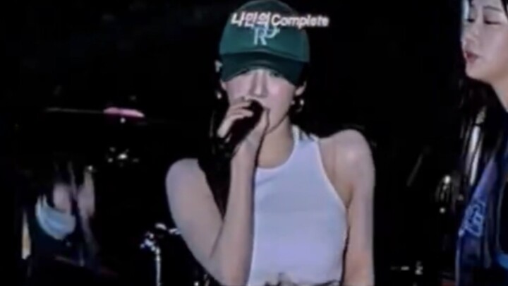 Microphone on + high notes! The crowd goes wild! Ning Yizhuo’s Armageddon stage performance at the K