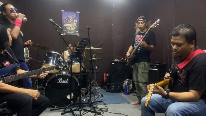 Menara Anak jamming session