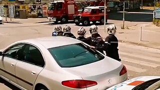 这辆标志可以和高铁一样快了