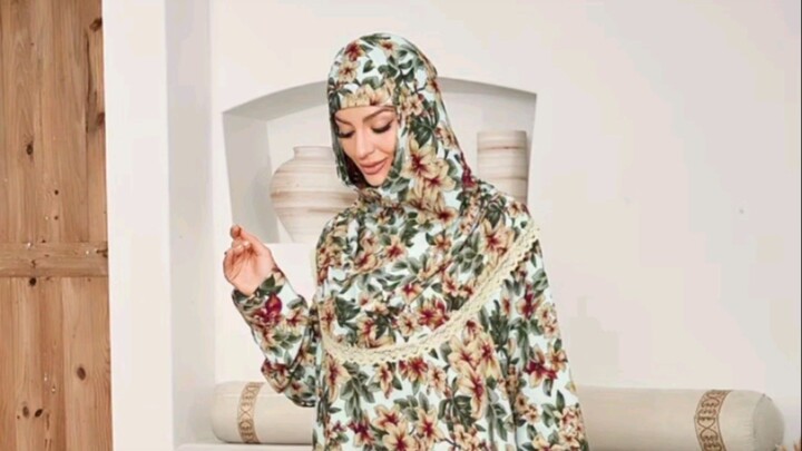 Women's Fashion
