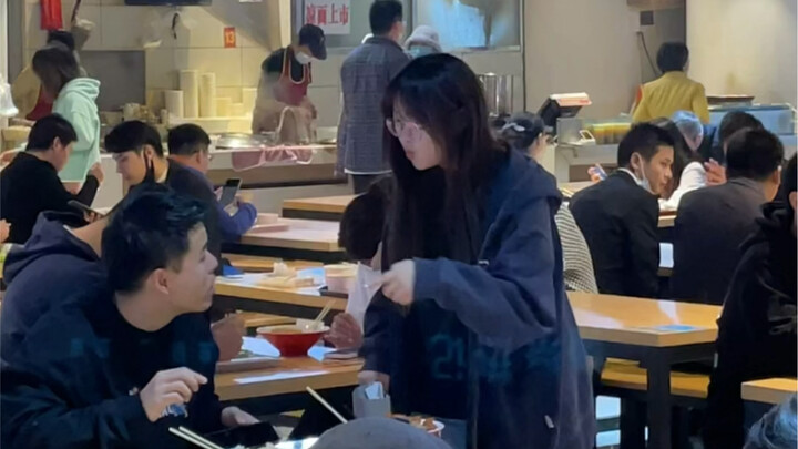 震惊 学校食堂竟然..