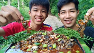 ตำปูแป้นสดๆ ดิบๆเผ็ดๆ กินครั้งแรก อร่อยเด็ดเผ็ดแซ่บสุดๆ