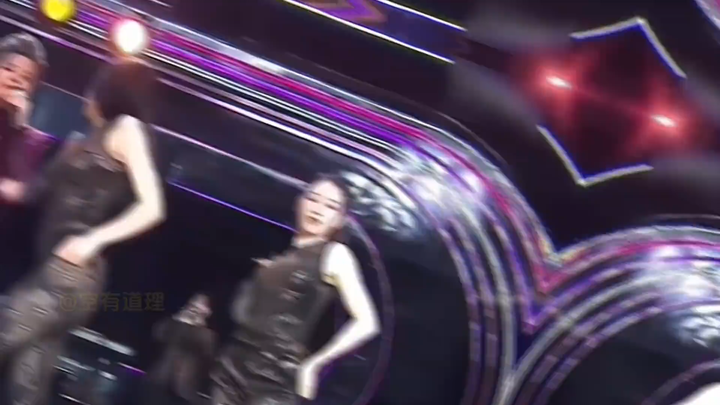 JYP, pemenang penghargaan aktris hadir di acara penghargaan, menambah koleksi baru emoji untuk para 