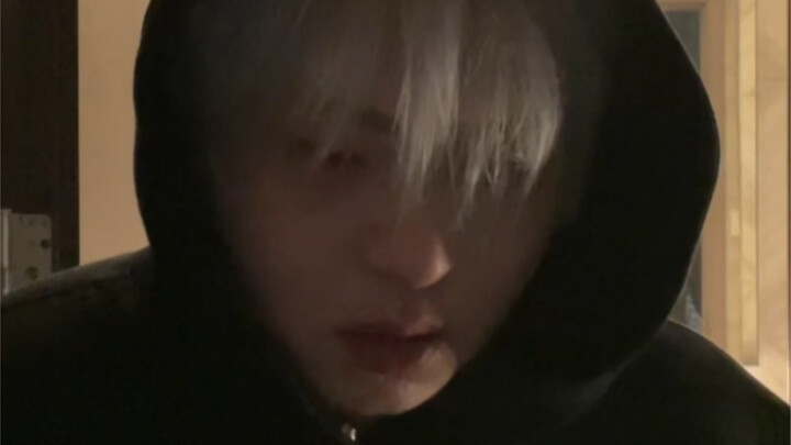 เมื่อมีคนที่เหมือนคุณทุกกระเบียดนิ้วปรากฏตัวขึ้น