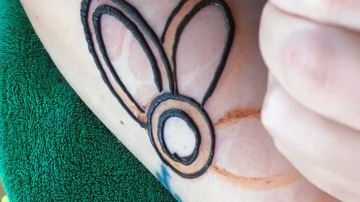 Full length hand arm henna