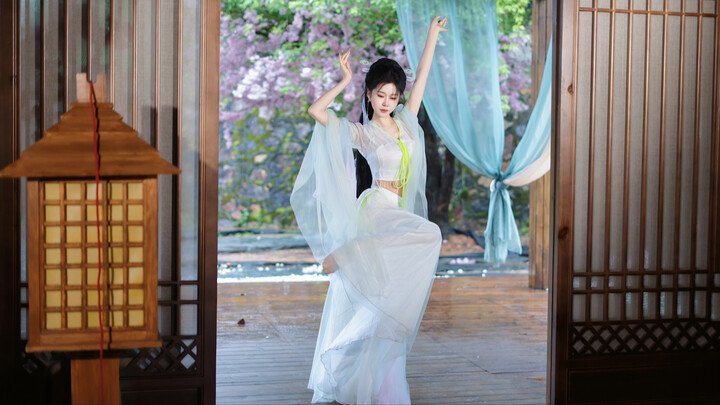 Have you not seen, my lady rise and dance gracefully?