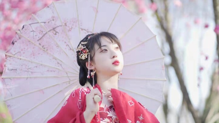 [A Hundred Dances] Let’s enjoy the spring at Yunnan Normal University~ Your junior high school girl 