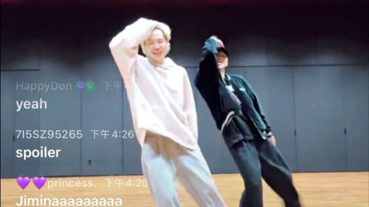 بث مباشر من استوديو تمارين نانمين！！！！！！ نسخة الثنائي لـ dynamite، اليوم عادت أمي لتشعر بالسعادة مرة 