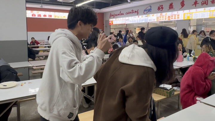 النمط المدرسي في مطاردة الفتيات