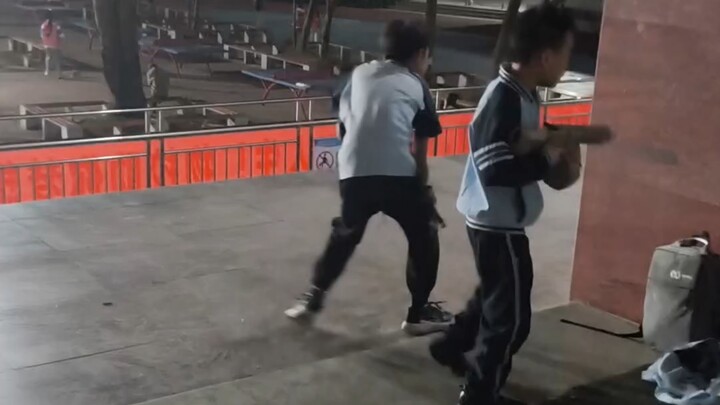 Ganjizhi Nighttime Alley Combat