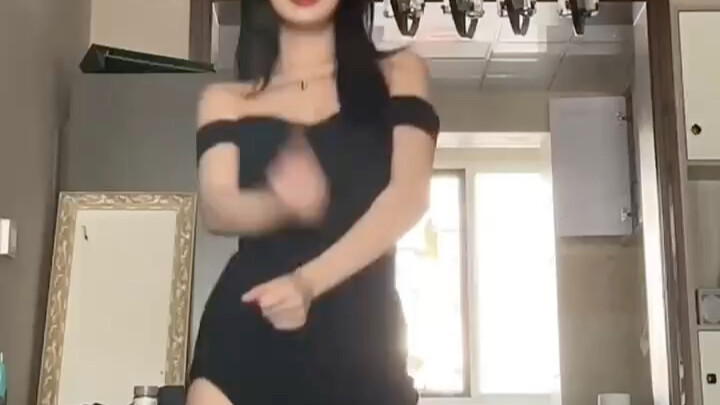 Segala sesuatu yang berbau giok hanya akan merugikanmu.