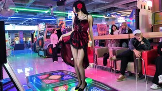 红色拖尾裙高跟，这种风格叫什么？翻跳siren人鱼