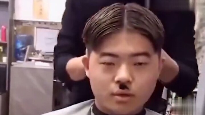 Potongan rambut ini benar-benar gila banget!
