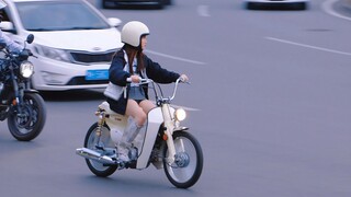 The female riders in Xi'an you haven't seen! Sisters, now you know what bike to buy!
