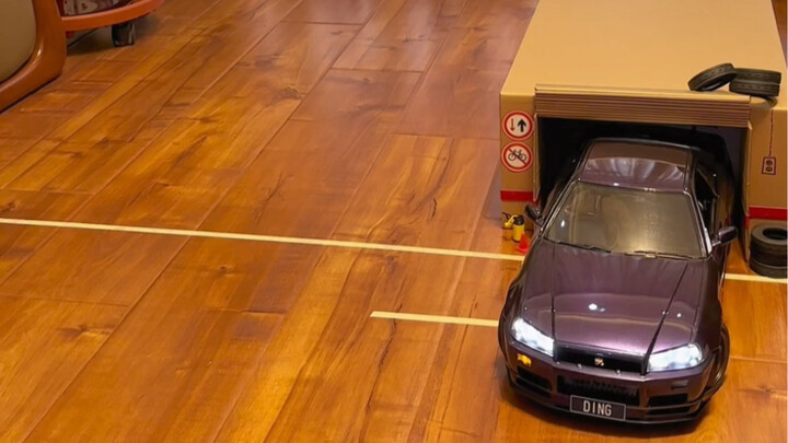 Nữ tài xế muốn mua garage ô tô