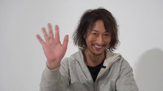 Diễn viên "Kamen Rider Ryuki" Takashi Hagino chúc bạn một năm mới hạnh phúc!