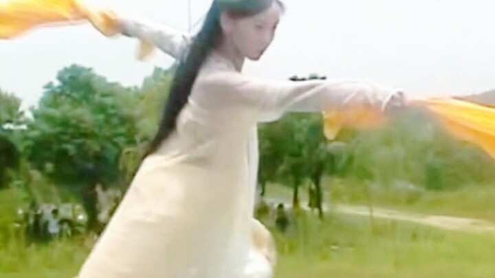 The behind-the-scenes footage sealed away for twenty years has finally arrived—Princess San's wire-w