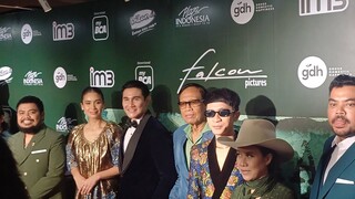 Momen Red Carpet Kang Mak From Pee Maak, Dihadiri Mario Maurer