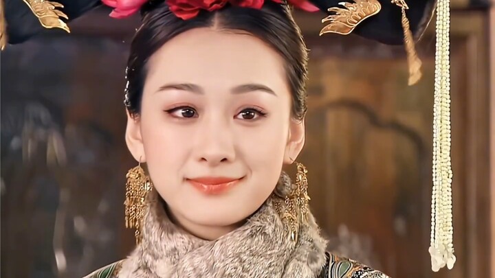 Thiếu nữ đích tôn mà gia tộc hết lòng vun đắp, đoan trang, khí chất, nhất cử nhất động đều toát lên 