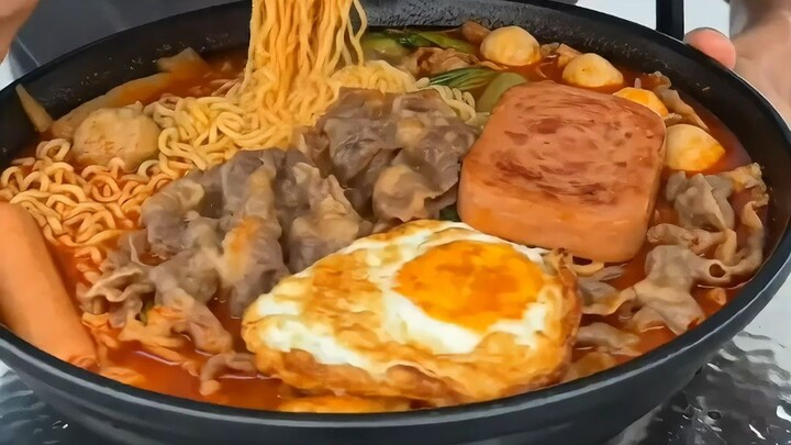 The typhoon apocalypse is here! Which of the infinite food options would you choose to survive for 1