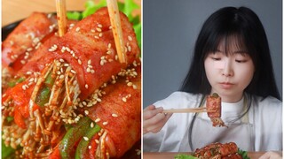 Roti gulung bacon mewah, hampir membuatku muntah...