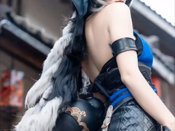 We have to transplant rice seedlings every day.