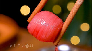 After indulging in lots of rich meat and fish, let’s have a refreshing little cold dish that even th