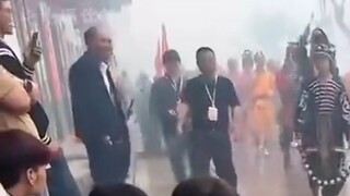 في تلك اللحظة فقط فهمت معنى التراث، وهو شيء لا يستطيع الأجانب تقليده.