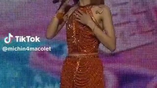 bini solo performance